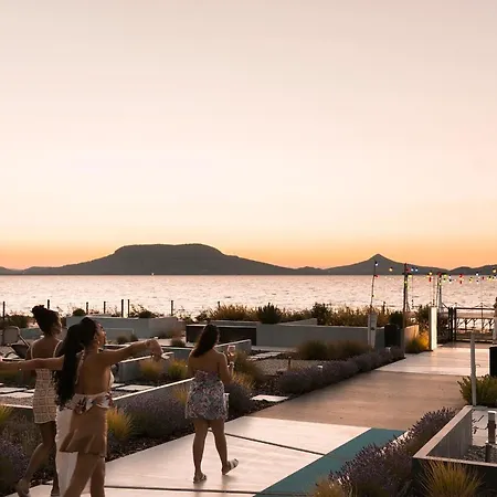 Sunset - Lakeside Boutique * Fonyod