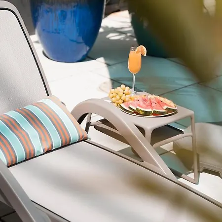 Sunset - Lakeside Boutique Apartment *