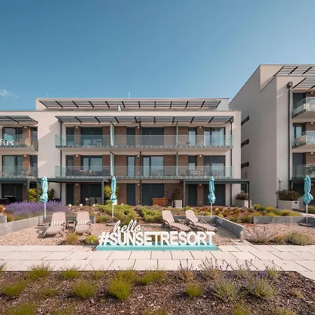 Apartment Sunset - Lakeside Boutique